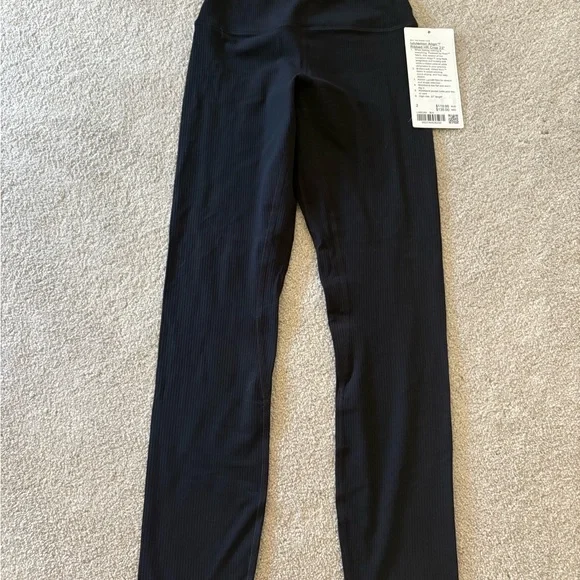 Lululemon Align HR 23” ribbed black size 2 NWT - Picture 5 of 5